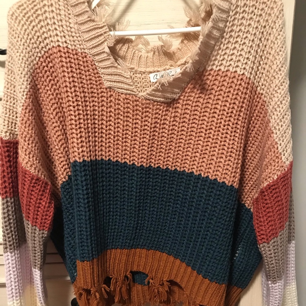 On the Road distressed sweater